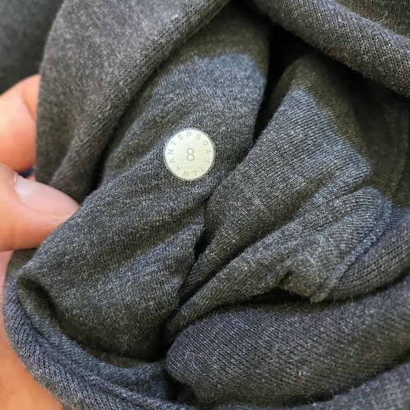 Lululemon Full Zip Hoodie Women’s Size 8 - Picture 6 of 7